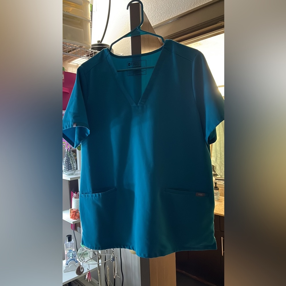 Figs Large woman’s scrubs